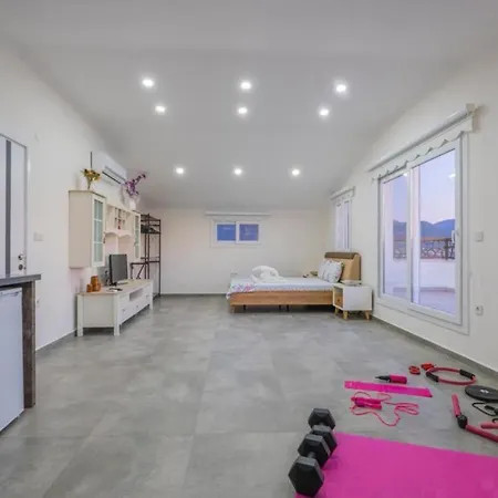 빌라 Secluded Luxurious With Pool In